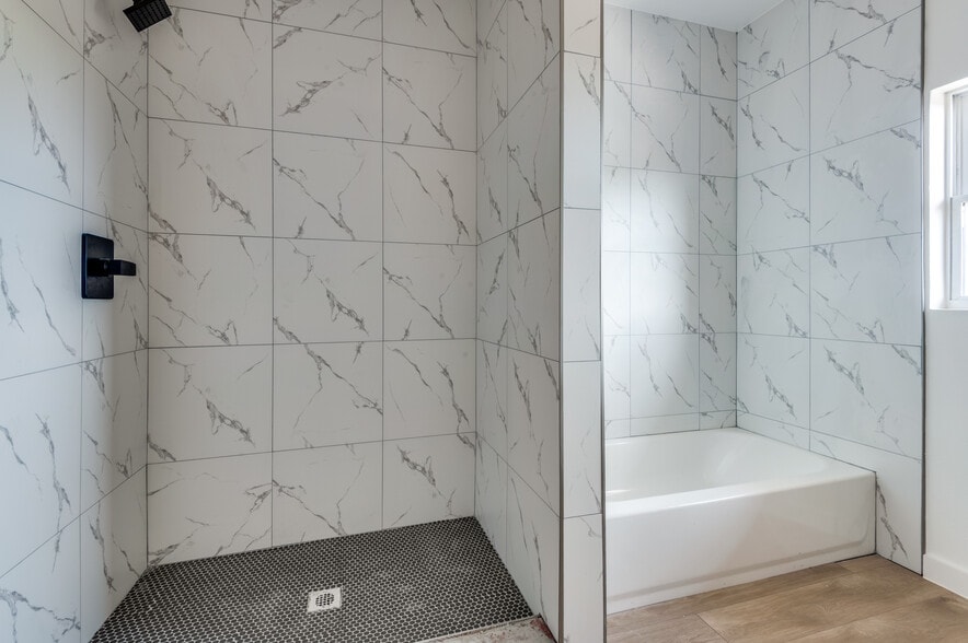 More Photos Of 504 O Connor Rd, Irving Multifamily For Sale