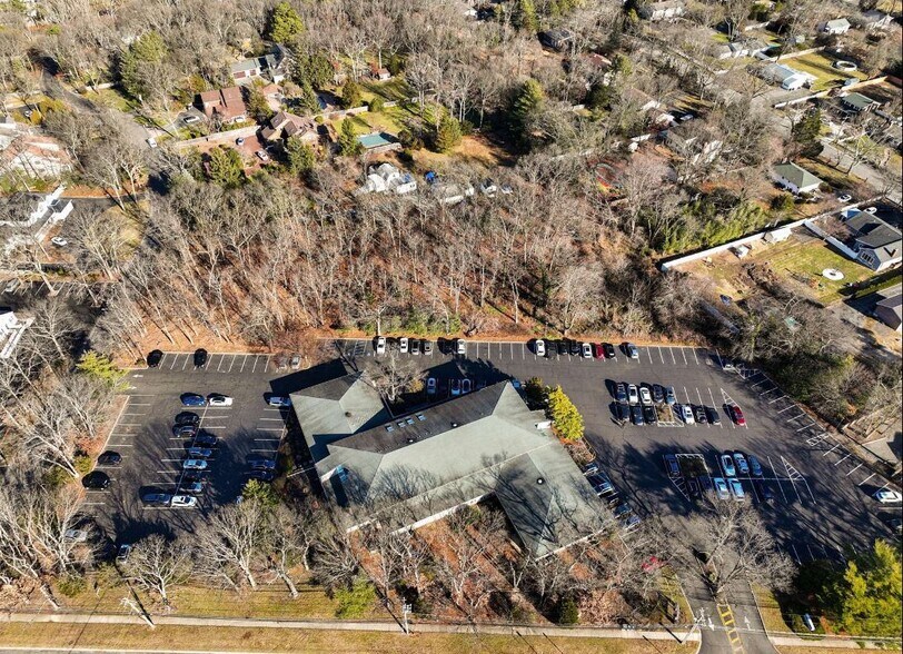 More Photos Of 353 Veterans Memorial Hwy, Commack Medical For Lease