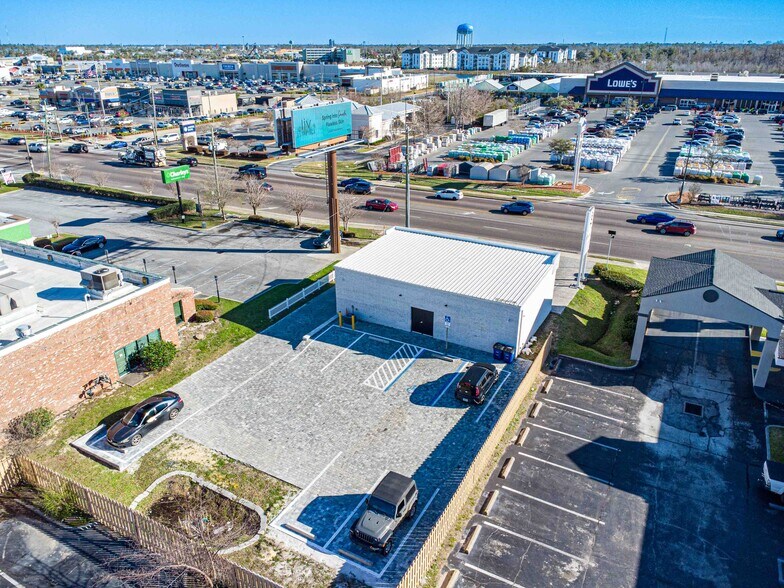 More Photos Of 309 E 23rd St, Panama City Storefront For Sale