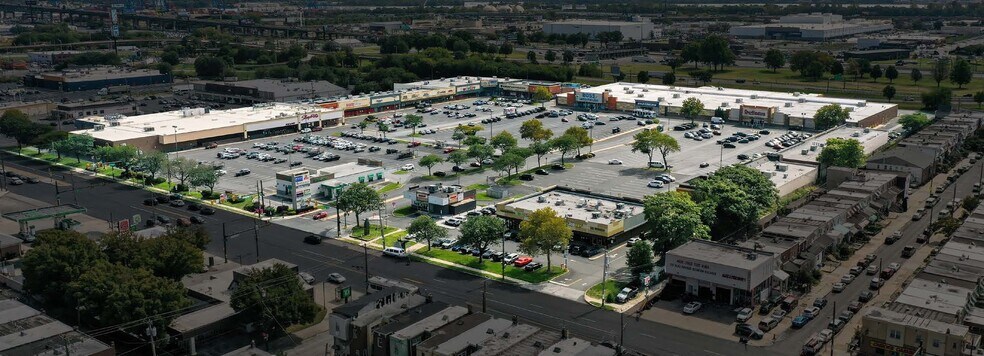Primary Photo Of 330-424 W Oregon Ave, Philadelphia Unknown For Lease