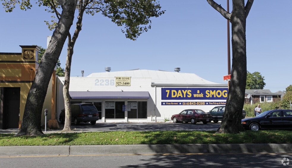More Photos Of 2234-2236 San Pablo Ave, Berkeley Freestanding For Lease