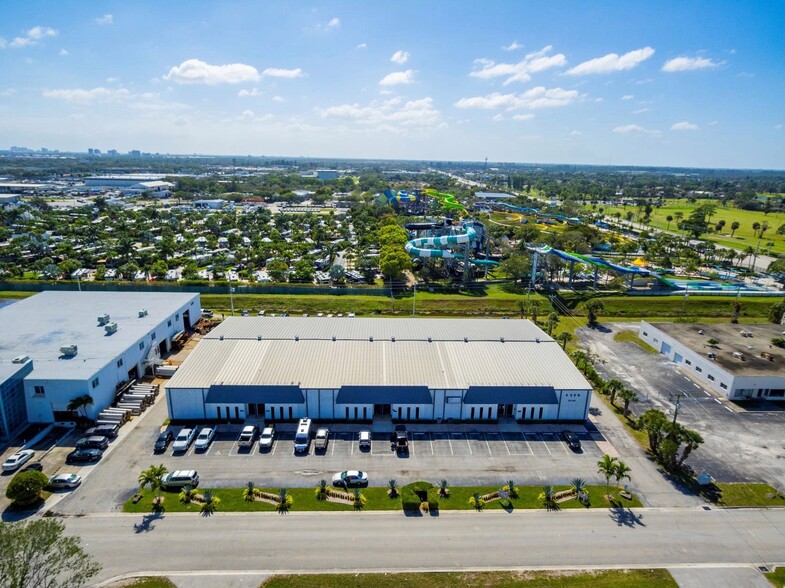 Primary Photo Of 4390 Westroads Dr, Riviera Beach Warehouse For Lease