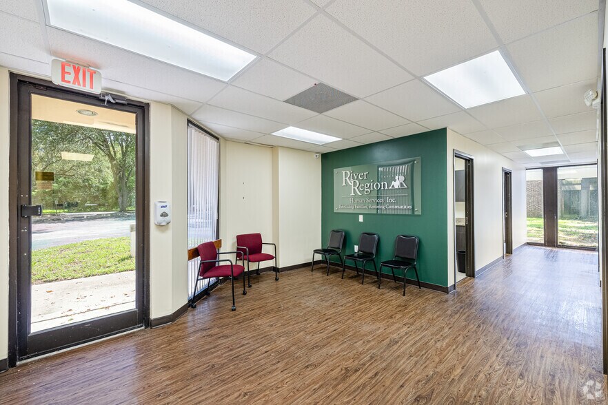 More Photos Of 3901 Carmichael Ave, Jacksonville Medical For Lease