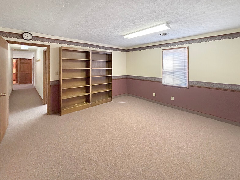 More Photos Of 2625 Industrial Dr, Bedford Religious Facility For Sale