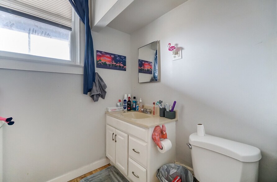 More Photos Of 42-44 W High St, Springfield Apartments For Sale