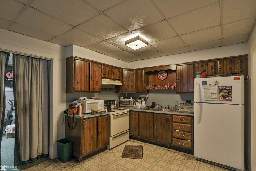 More Photos Of 301 E Bertsch St, Lansford Apartments For Sale