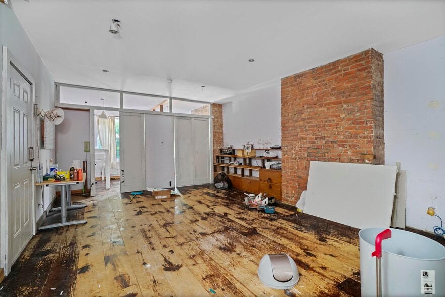 More Photos Of 296 Grand St, Brooklyn Apartments For Sale