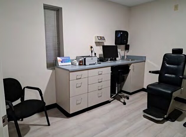 More Photos Of 2396 E Franklin Blvd, Gastonia Storefront Retail Office For Sale