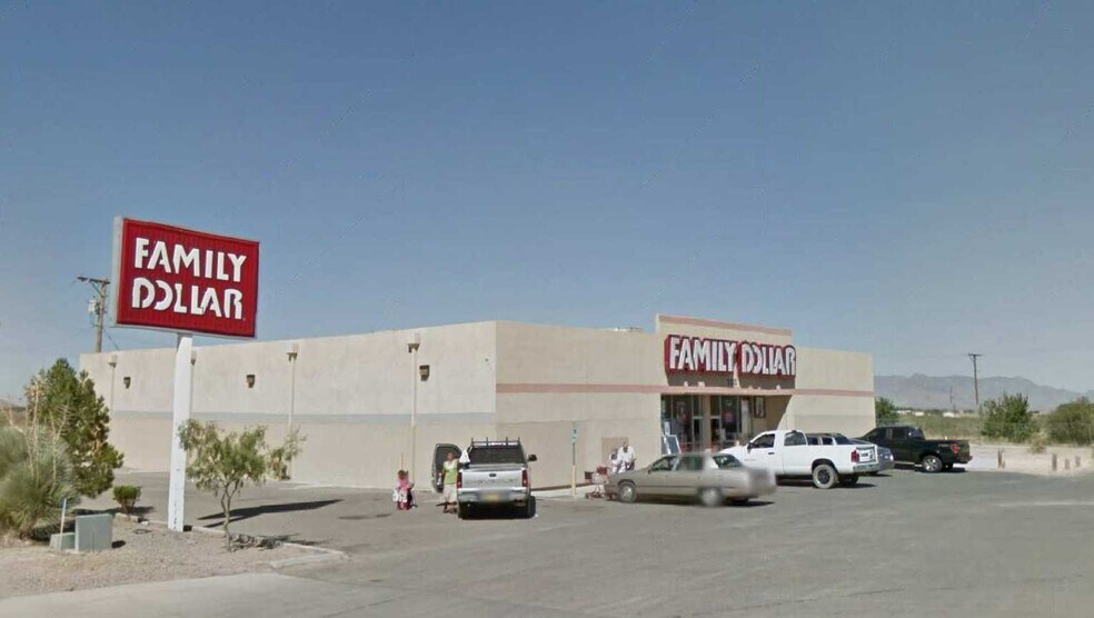 More Photos Of 300 Hermosa Dr, Chaparral Freestanding For Sale