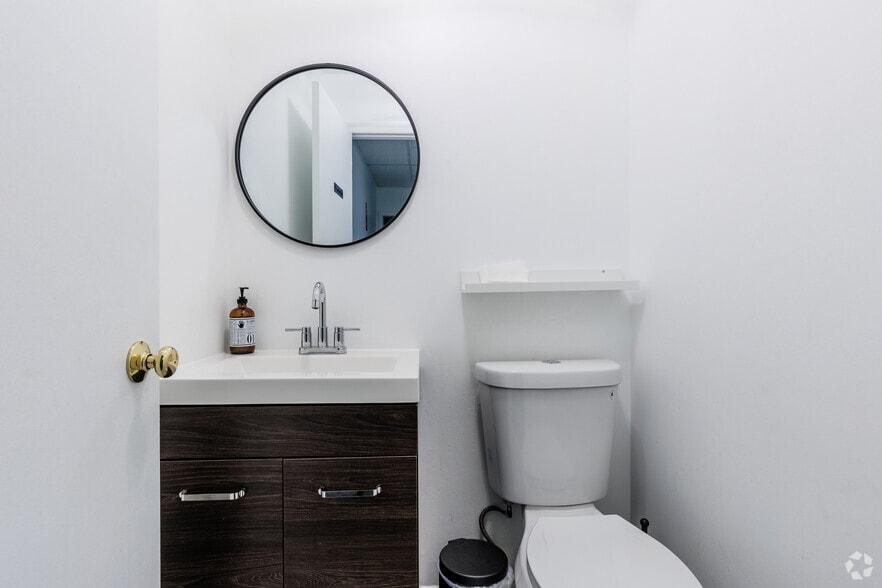 More Photos Of 26-07 Broadway, Fair Lawn Medical For Sale