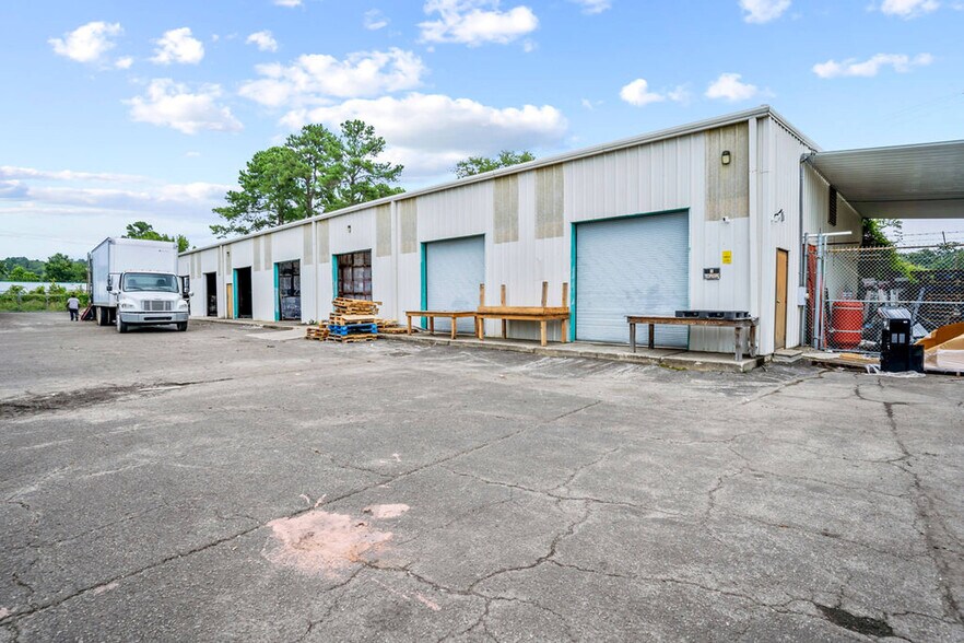 More Photos Of 1809 Gordon Hwy, Augusta Warehouse For Sale