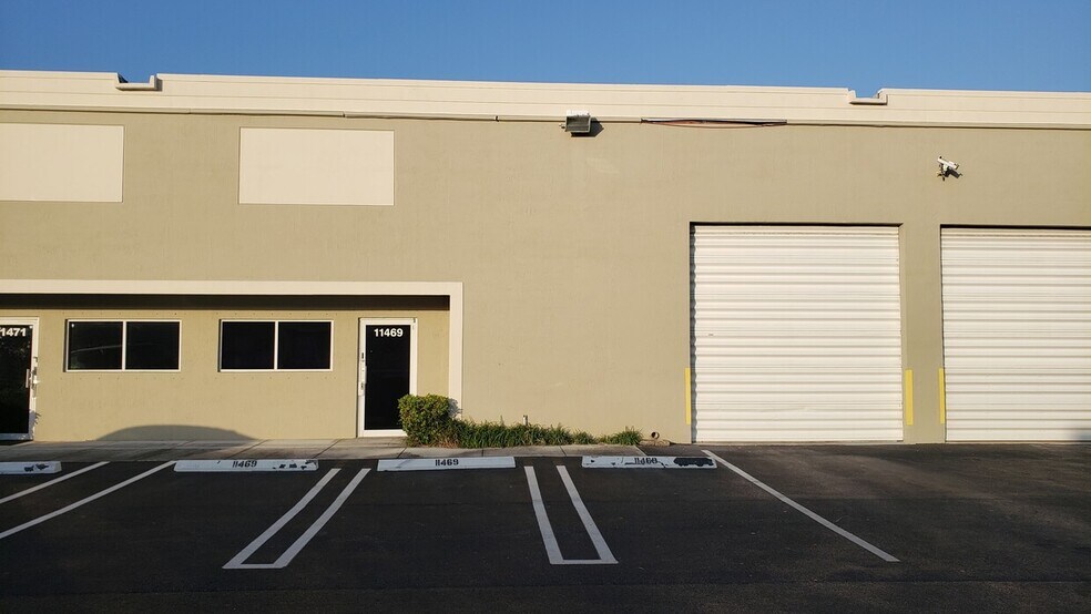More Photos Of 11467 NW 34th St, Doral Industrial For Sale