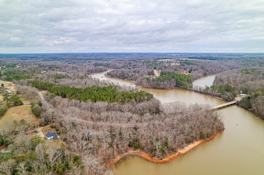 More Photos Of 3306-3308 Centerville Rd, Anderson Land For Sale