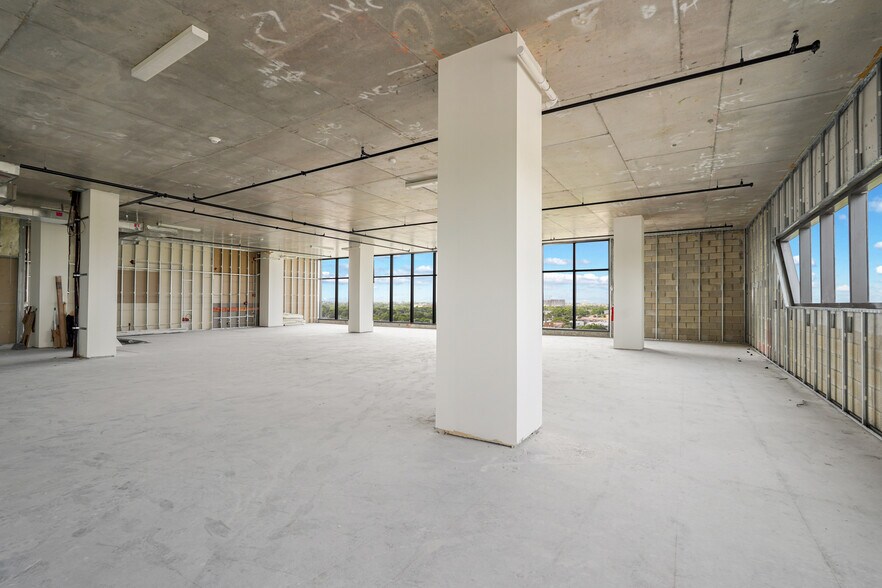 More Photos Of 800 N Federal Hwy, Hallandale Beach Medical For Sale