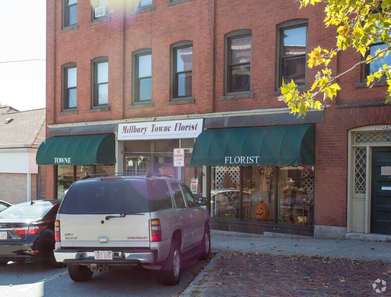 More Photos Of 97-103 Elm St, Millbury Storefront Retail Office For Lease