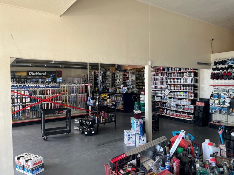 More Photos Of 1603-1607 V St, Merced Freestanding For Sale