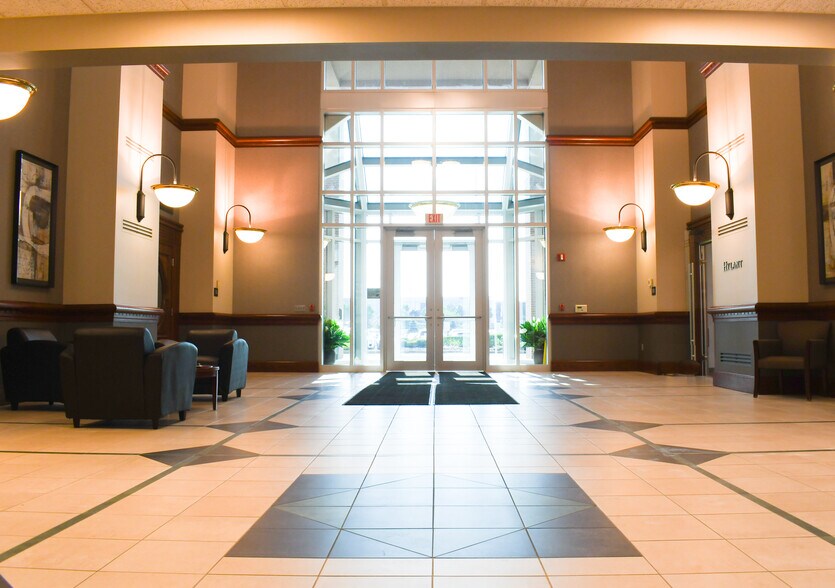 More Photos Of 6714 Pointe Inverness Way, Fort Wayne Office For Lease