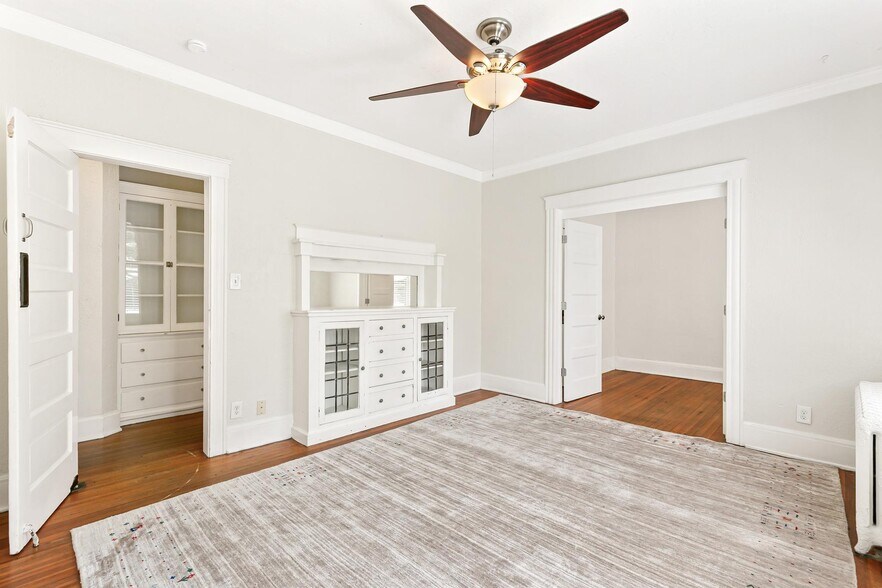 More Photos Of 1400 Detroit St, Denver Apartments For Sale