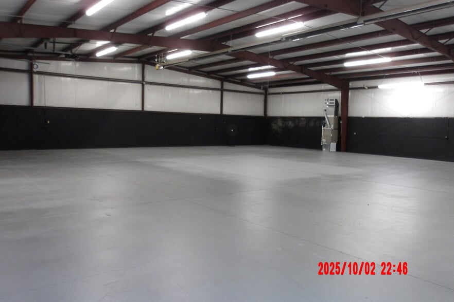 More Photos Of 3015 Governors Dr SW, Huntsville Warehouse For Sale