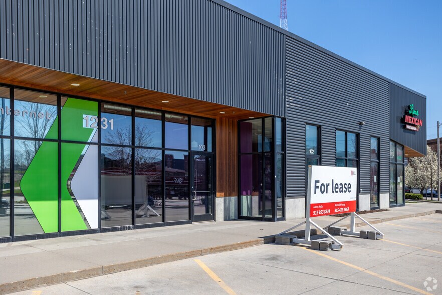 More Photos Of 1231 Keosauqua Way, Des Moines Storefront For Lease