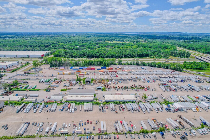 More Photos Of 5421 Bd Cléroux, Laval Land For Sale