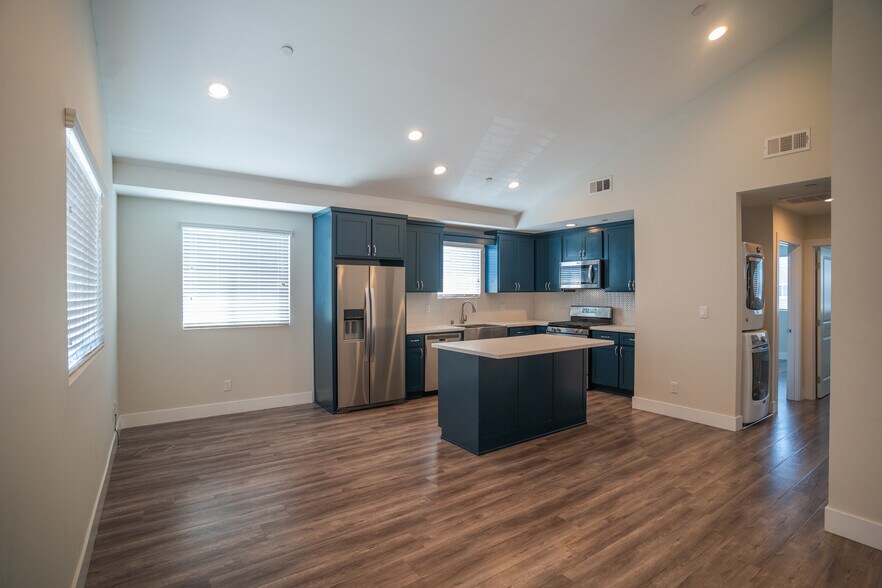 More Photos Of 3672 Percy St, Los Angeles Apartments For Sale