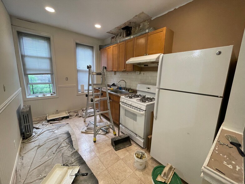 More Photos Of 34-03 42nd St, Long Island City Apartments For Sale