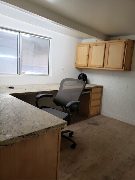 More Photos Of 12455 Branford St, Pacoima Warehouse For Sale