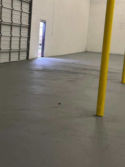 More Photos Of 1201 E 18th St, Owensboro Service For Lease