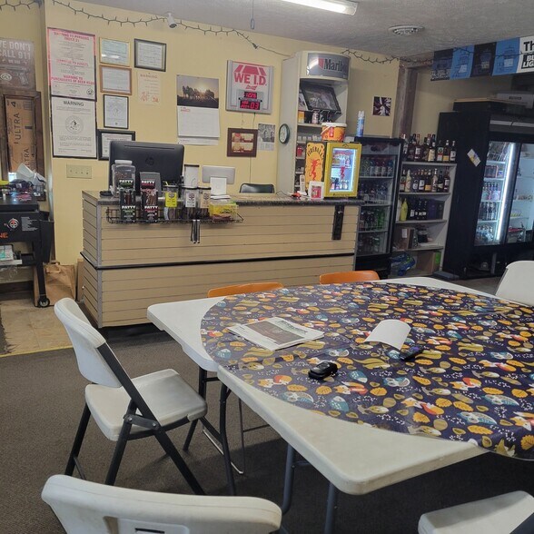 More Photos Of 735 Dimery Ave, Beaver Crossing Convenience Store For Sale