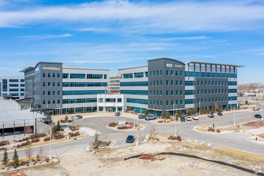 More Photos Of 75-95 W Towne Ridge Pky, Sandy Office For Lease