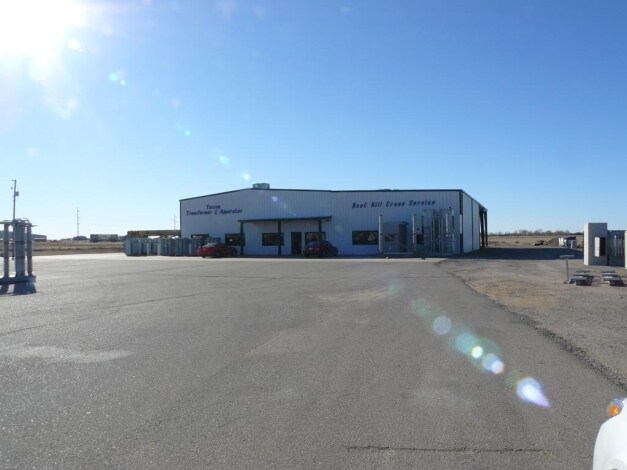 Primary Photo Of 1519 S 2nd Ave, Dodge City Warehouse For Sale