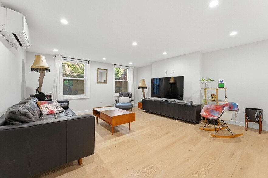 More Photos Of 30 Bergen St, Brooklyn Multifamily For Sale