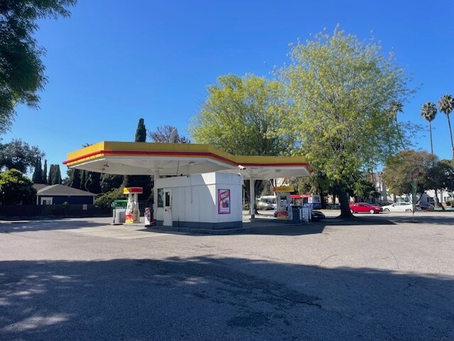 More Photos Of 2194 University Ave, East Palo Alto Service Station For Sale