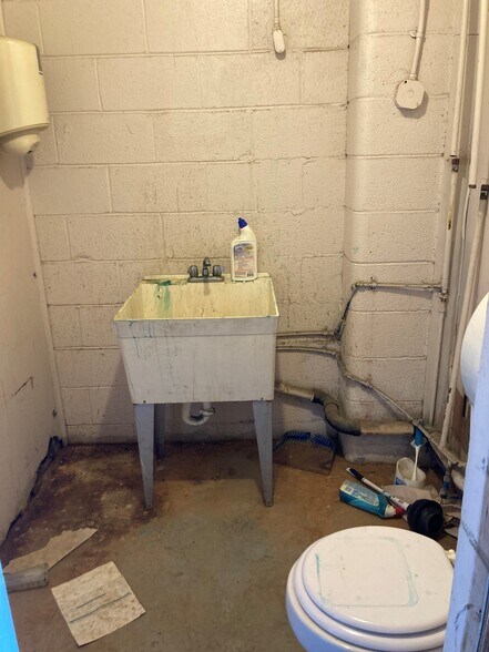 More Photos Of 11658 Highway 54, Liberal Industrial For Sale