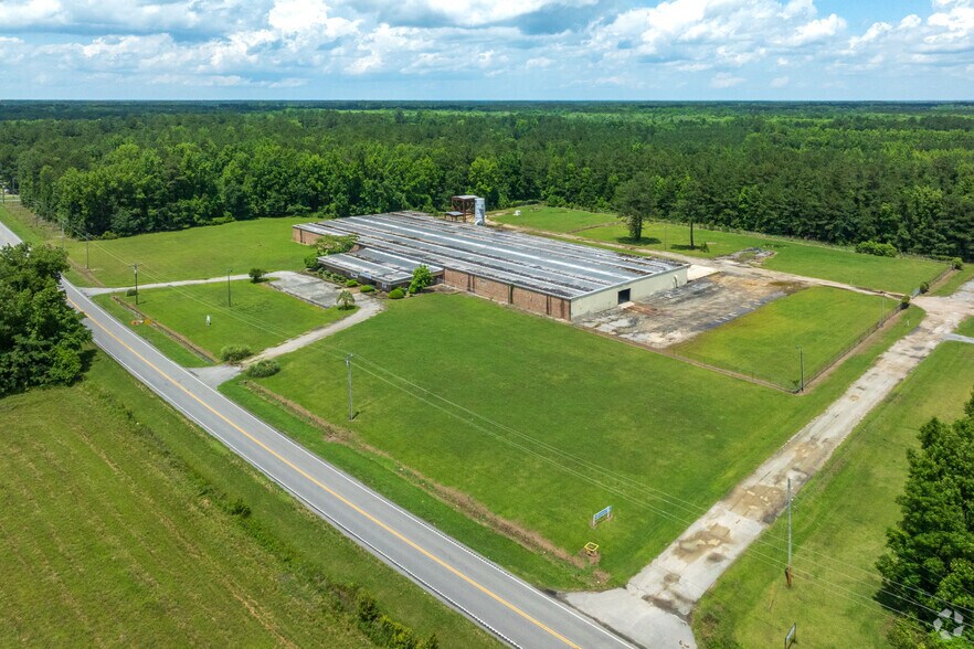 Primary Photo Of 1070 E Main St, Lake City Industrial For Lease