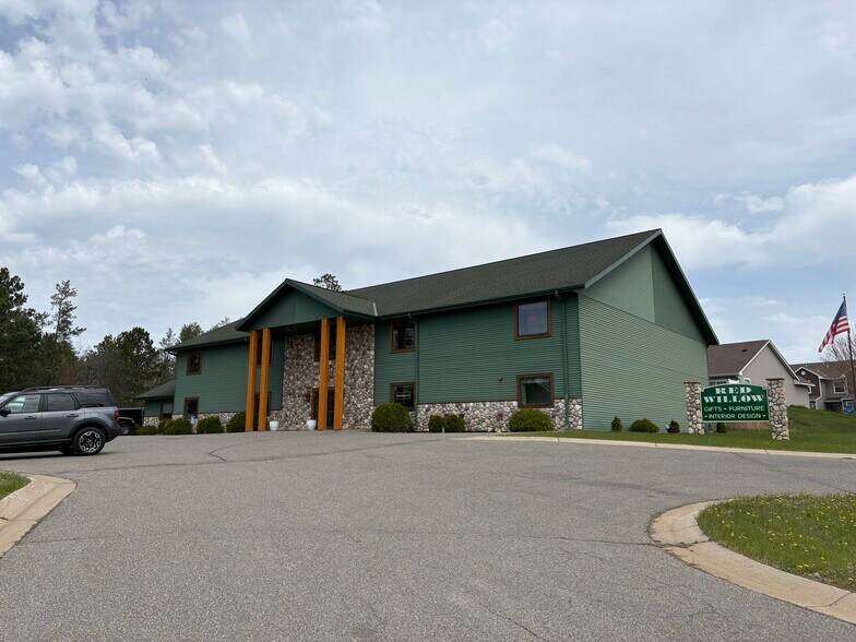 Primary Photo Of 225 SE 21st St, Grand Rapids Storefront Retail Office For Sale