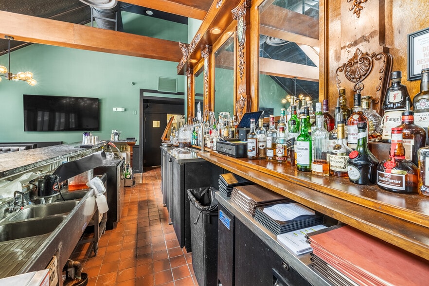 More Photos Of 1716 Depot St, Manchester Center Restaurant For Sale