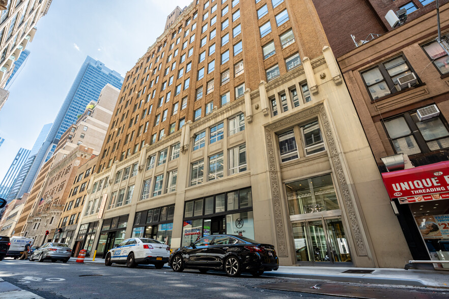 Primary Photo Of 150 W 30th St, New York Office For Lease