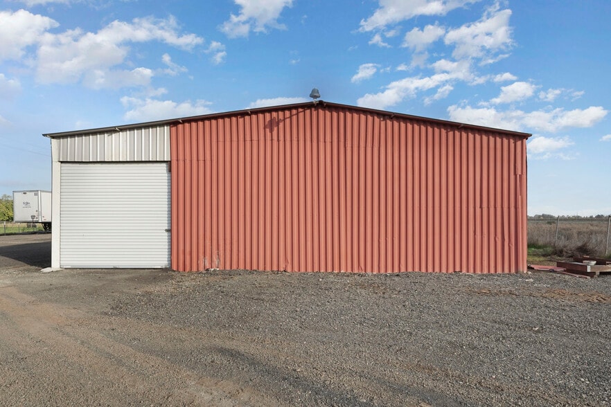 More Photos Of 10150 Mingo Rd, Galt Warehouse For Lease