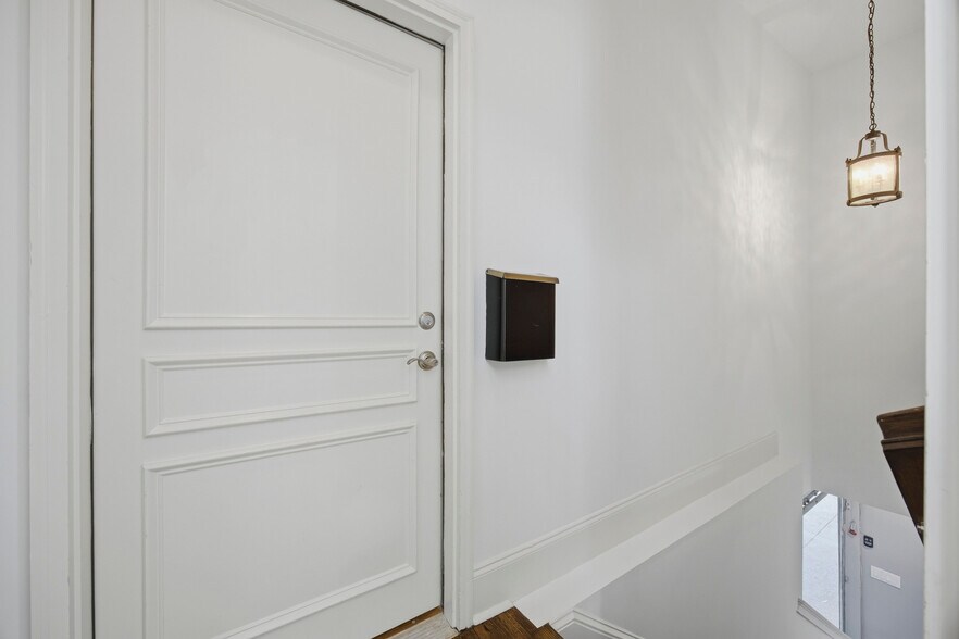More Photos Of 574 East Ave NE, Atlanta Multifamily For Sale