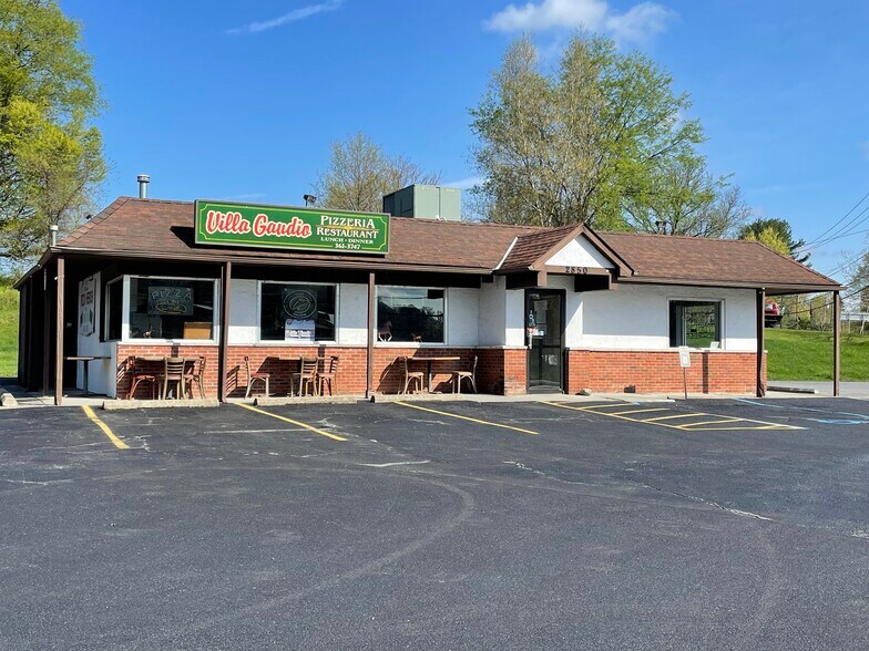 More Photos Of 2850 State Route 17K, Middletown Restaurant For Sale