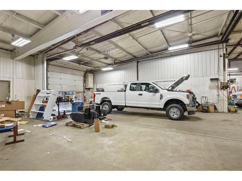 More Photos Of 2629 Clearwater Rd, Saint Cloud Warehouse For Sale