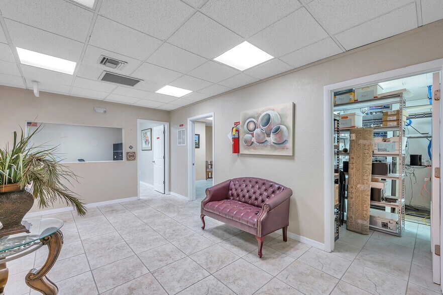 More Photos Of 5223 Park Blvd, Pinellas Park Office For Sale
