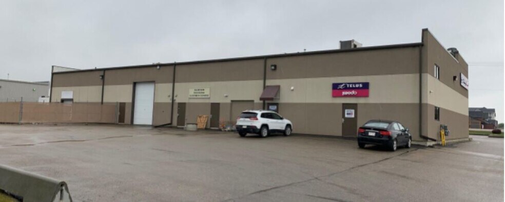 More Photos Of 82 Boulder Blvd, Stony Plain Storefront Retail Office For Sale