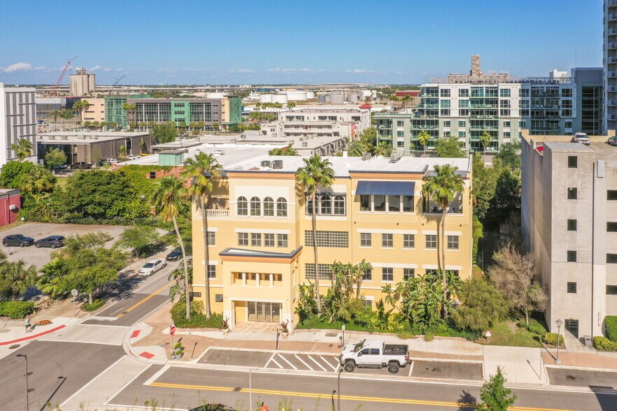 More Photos Of 119 N 11th St, Tampa Office For Sale