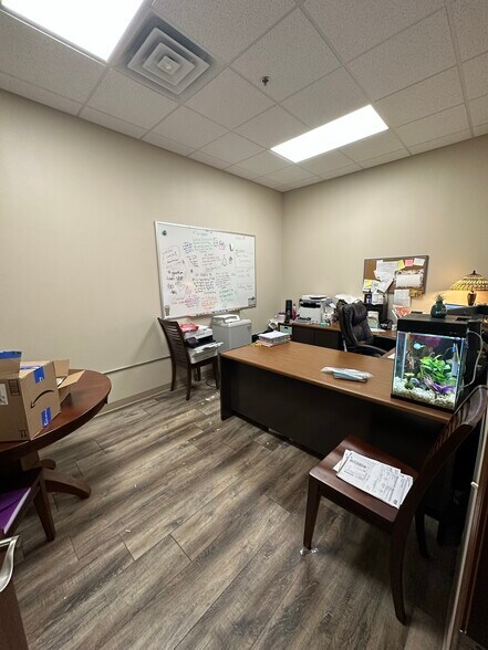 More Photos Of 2120 Howard Dr W, North Mankato Warehouse For Lease