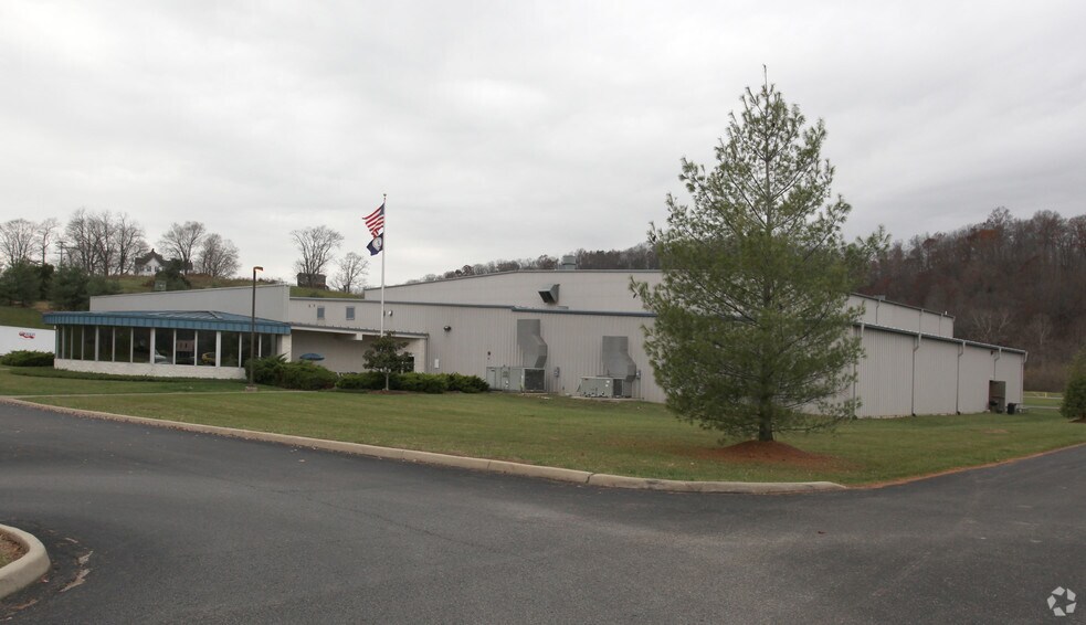 More Photos Of 17921 Main St, Buchanan Manufacturing For Sale