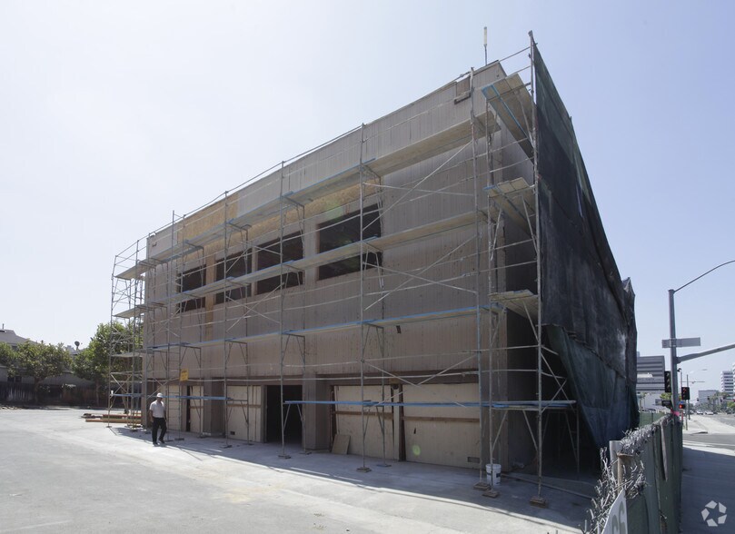 More Photos Of 293 S Main St, Orange Medical For Lease