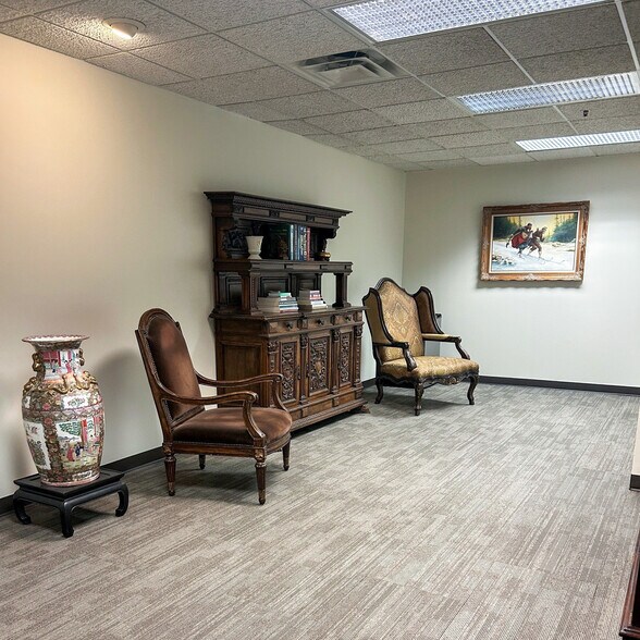 More Photos Of 7134 S Yale Ave, Tulsa Medical For Lease
